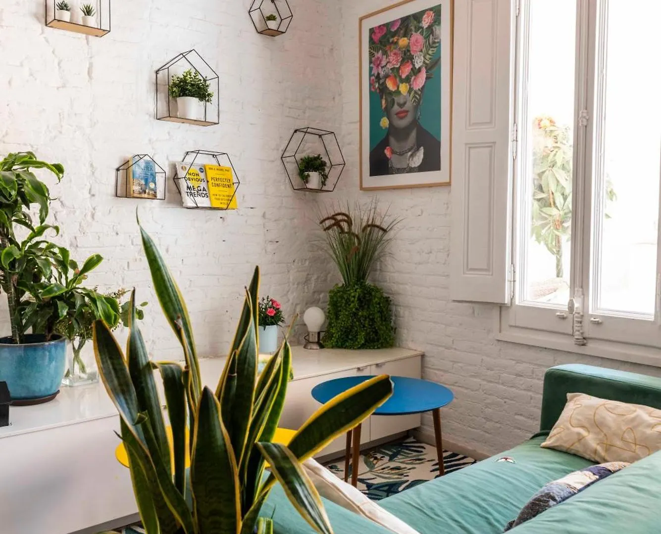 Enchanting 2 Bedroom Flat With Terrace Near Placa Espanya 바르셀로나