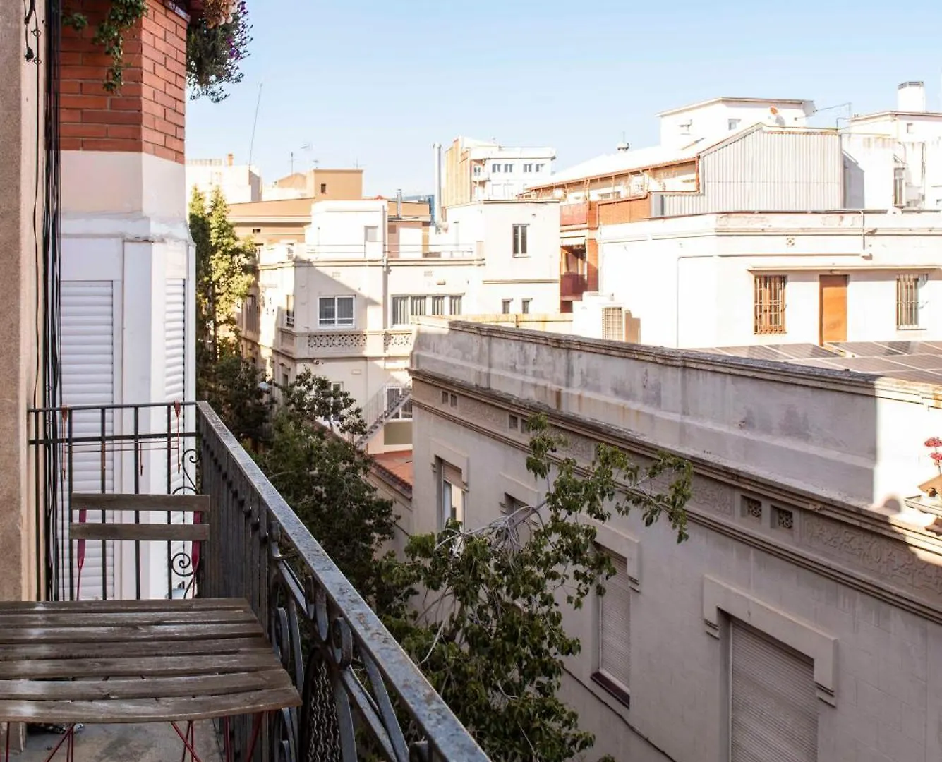 아파트 Enchanting 2 Bedroom Flat With Terrace Near Placa Espanya 바르셀로나