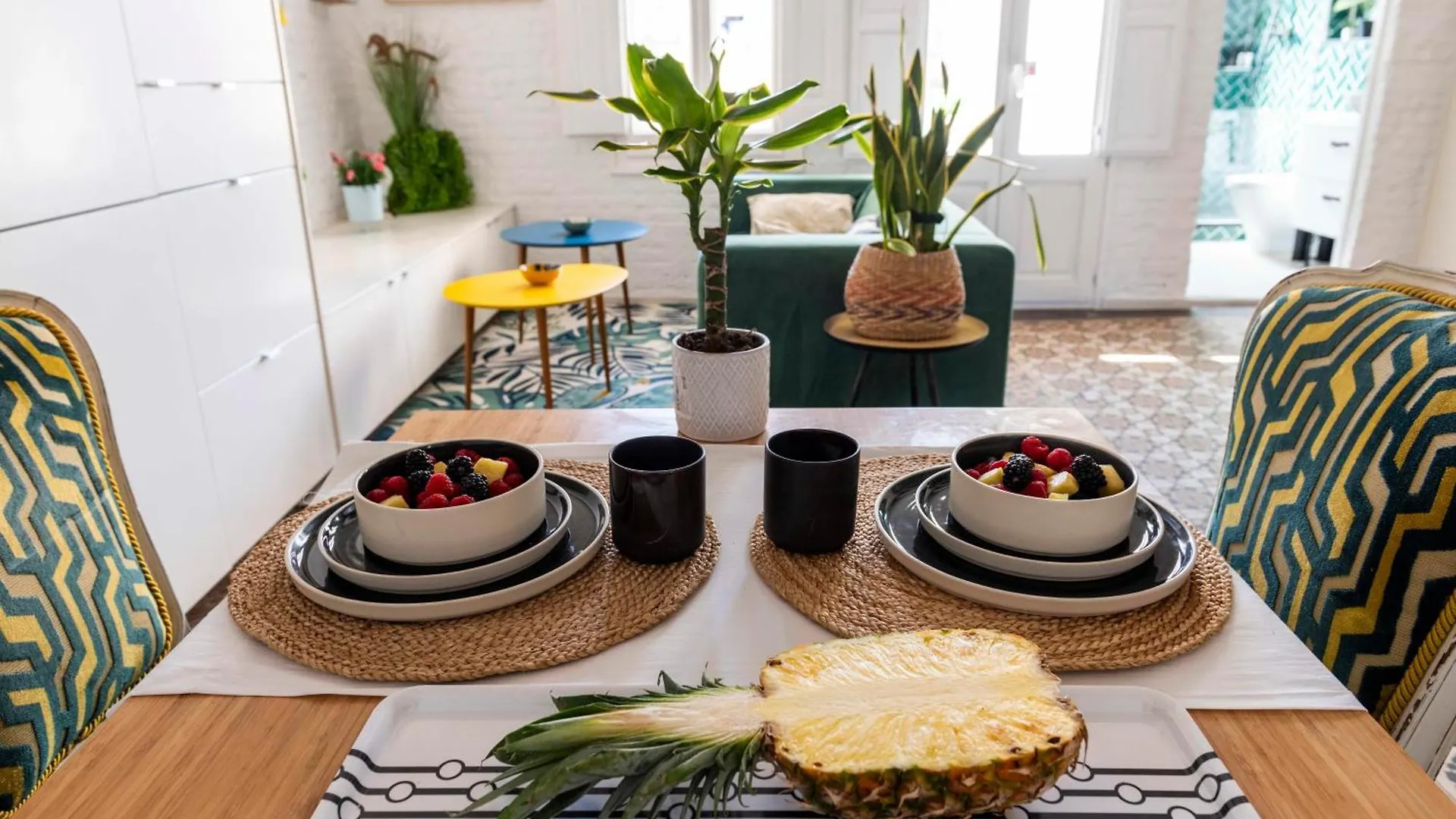 Enchanting 2 Bedroom Flat With Terrace Near Placa Espanya 바르셀로나 스페인
